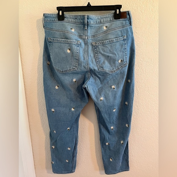 Hollister Straight Leg Jeans w/ White Rose Patches - Picture 3 of 5